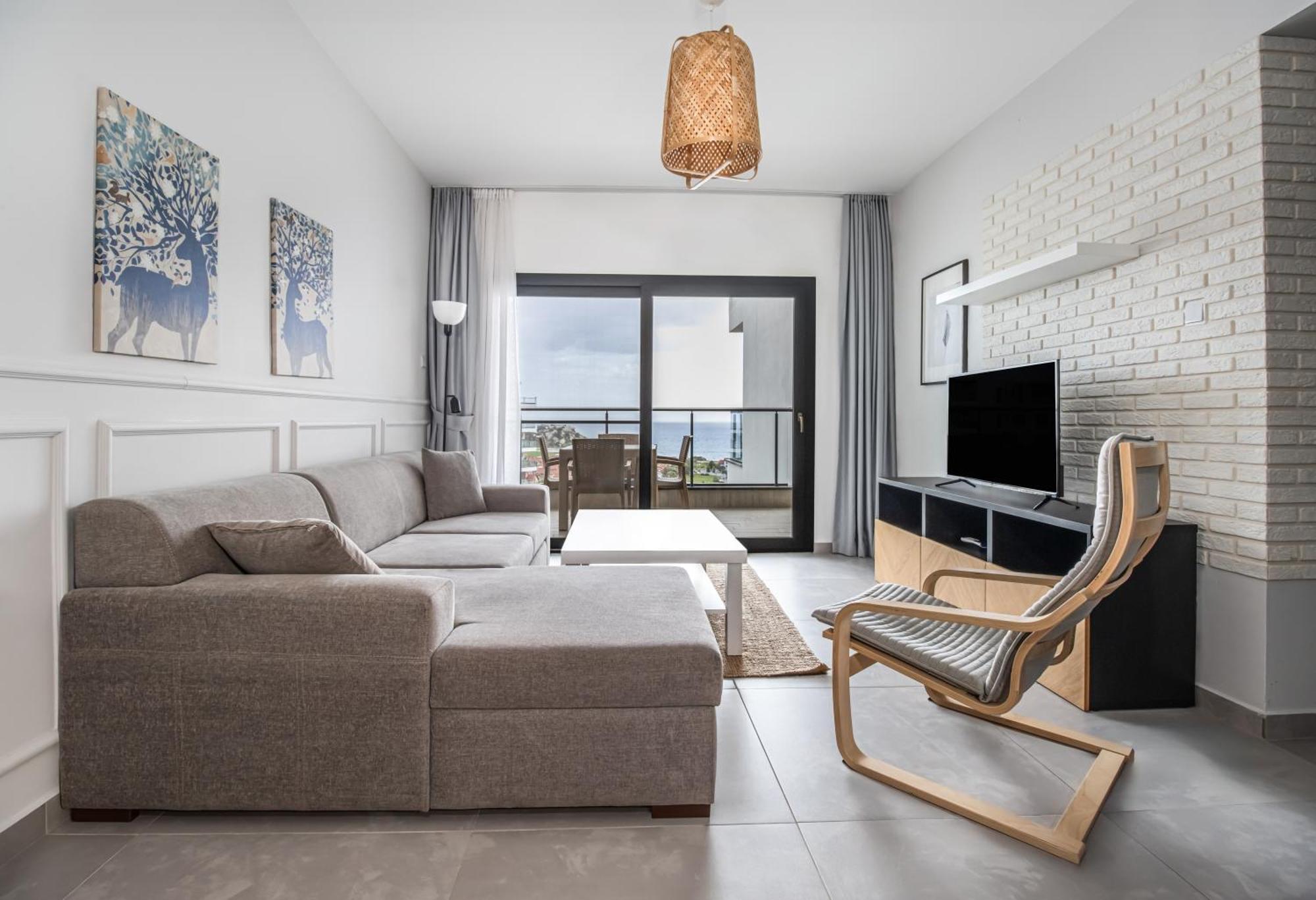 Caesar Blue Seaside Luxury Apartments Gastria Ngoại thất bức ảnh