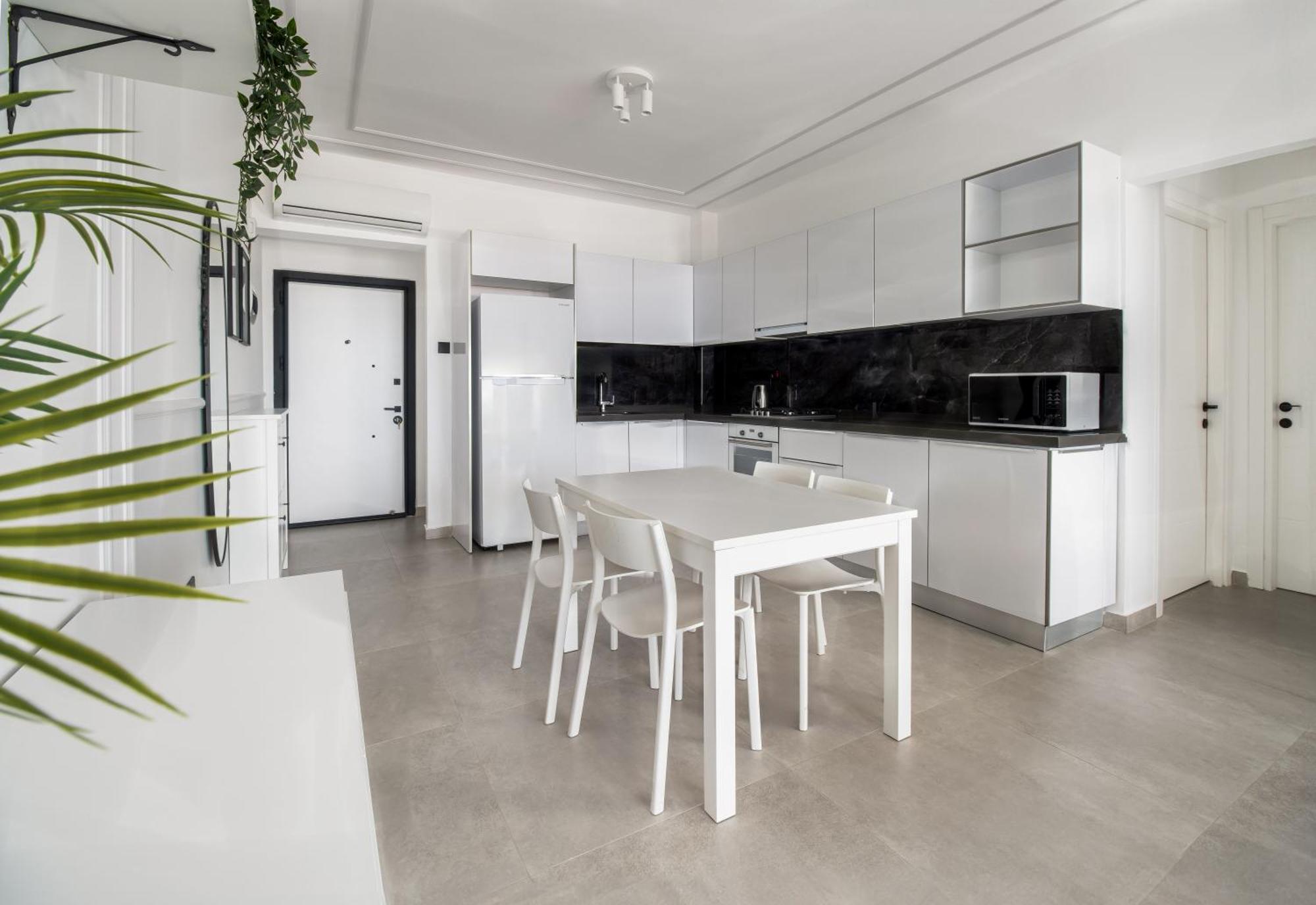 Caesar Blue Seaside Luxury Apartments Gastria Ngoại thất bức ảnh