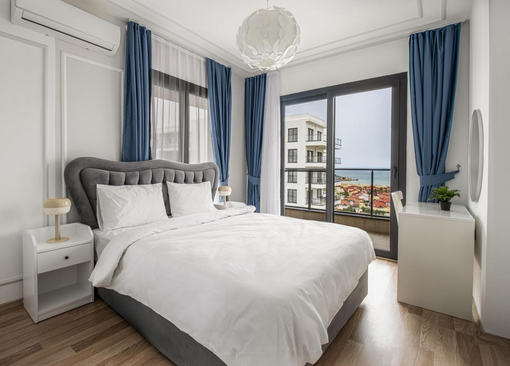 Caesar Blue Seaside Luxury Apartments Gastria Ngoại thất bức ảnh