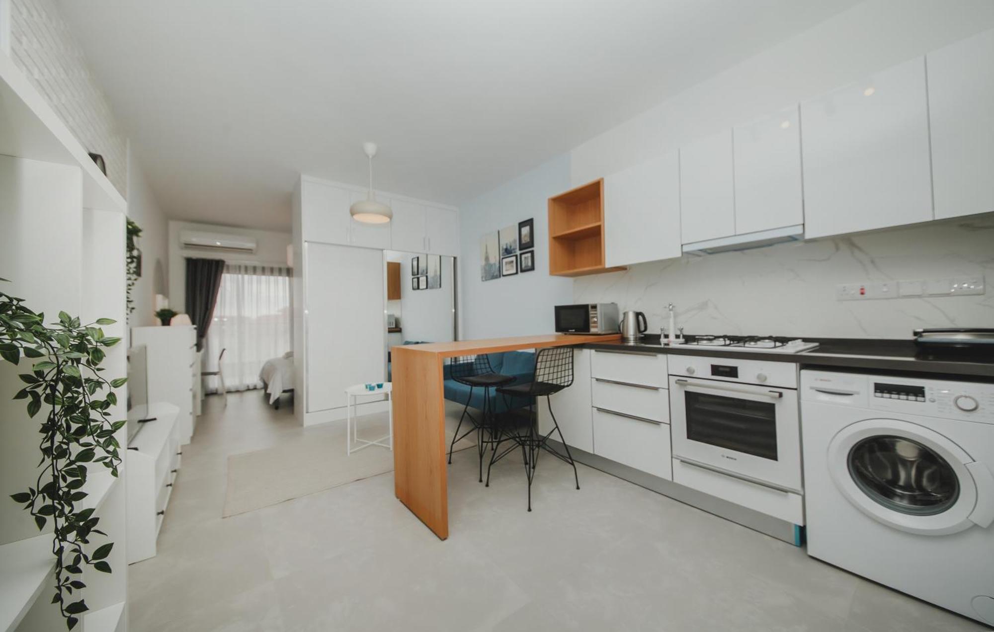 Caesar Blue Seaside Luxury Apartments Gastria Ngoại thất bức ảnh
